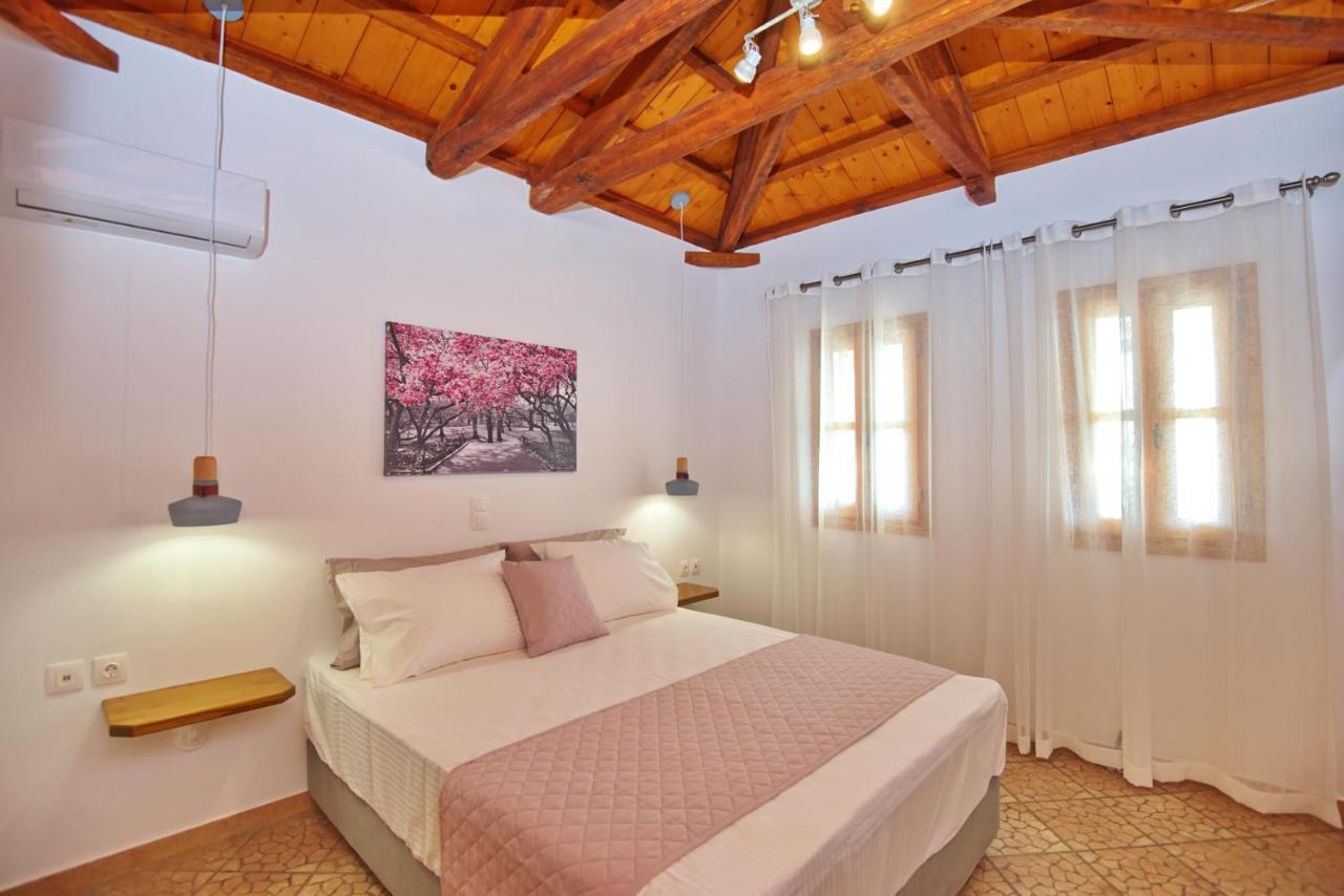 Petrino Villa Patitiri  Exterior photo